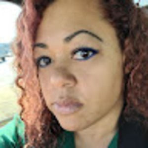 Meet your Posher, Cynthia